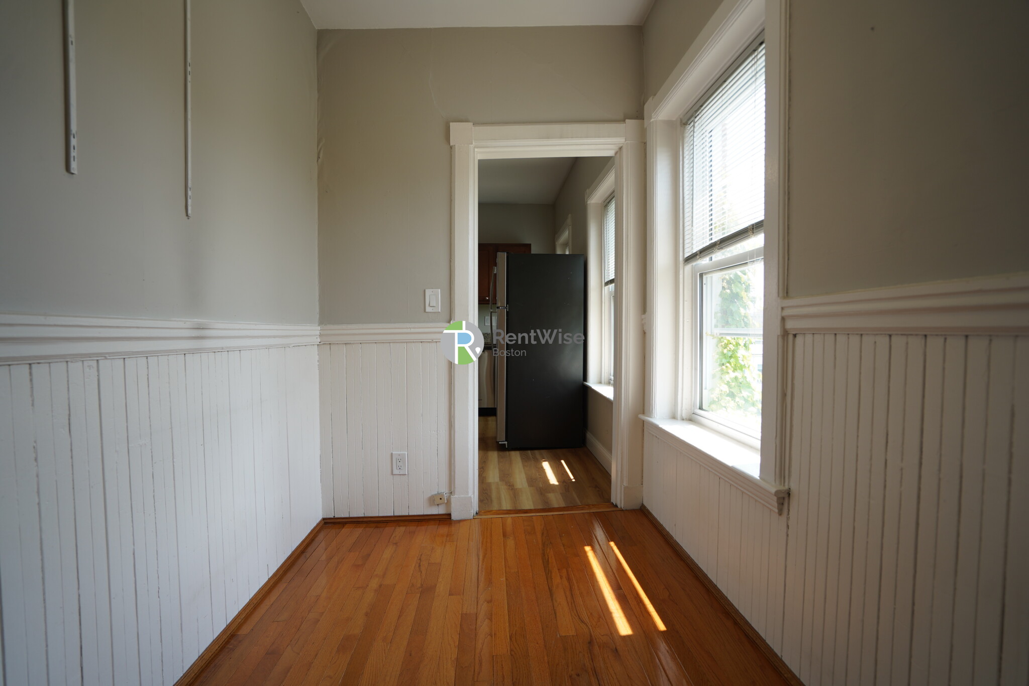 900 Massachusetts Ave, Riverside