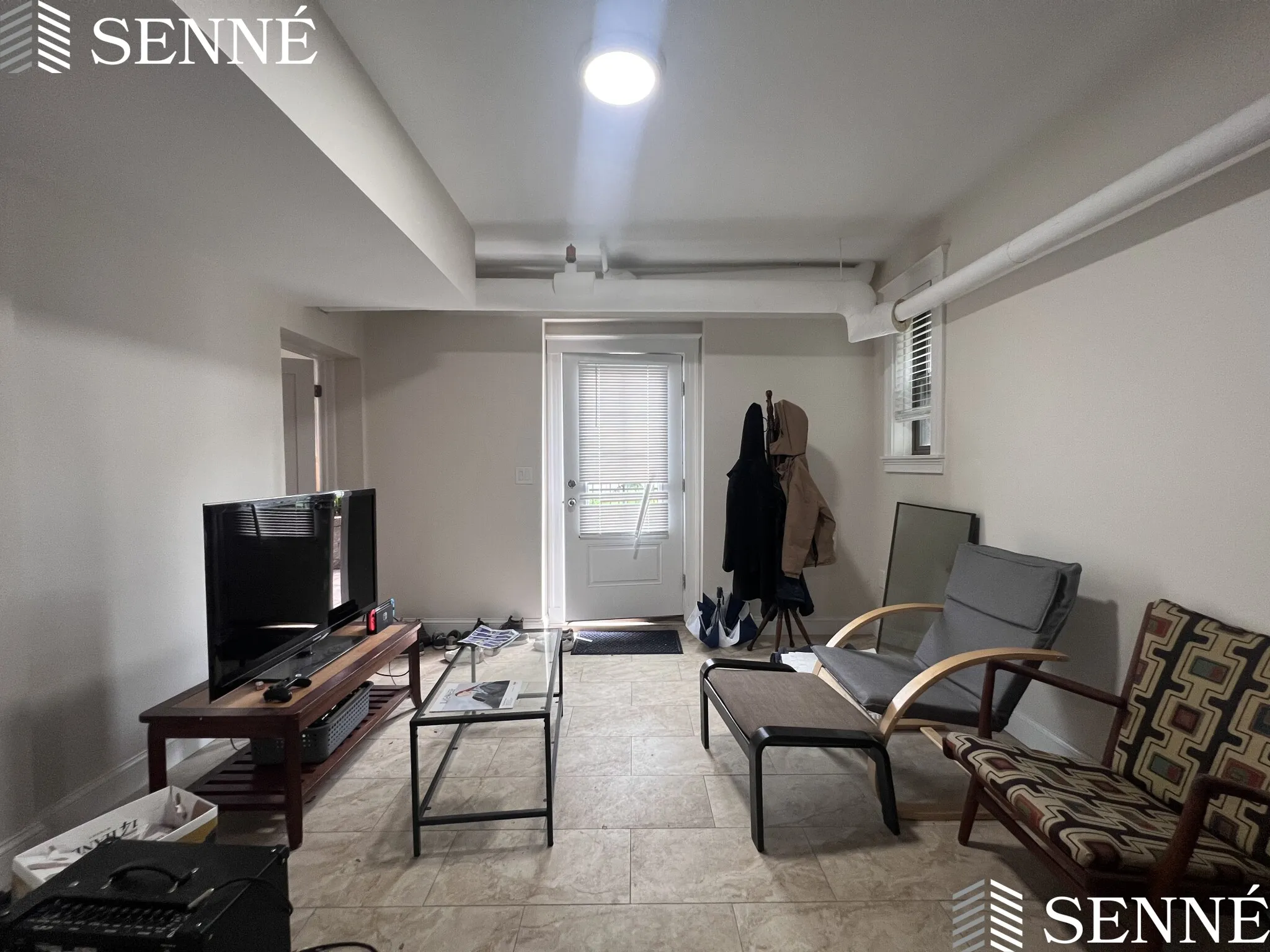 3 Linnaean St, Neighborhood Nine