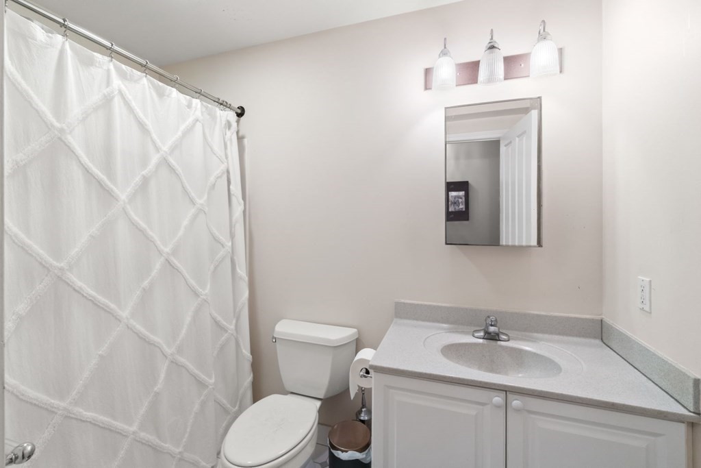 4 Charlesgate East, Back Bay