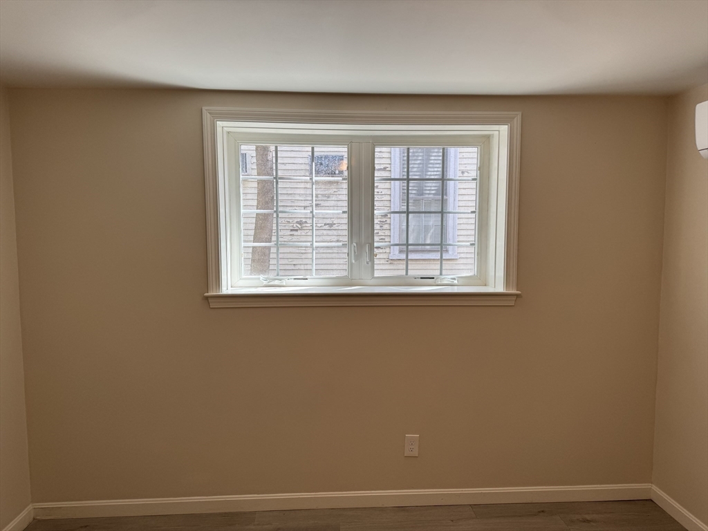 160 Summer St, Zip 01830