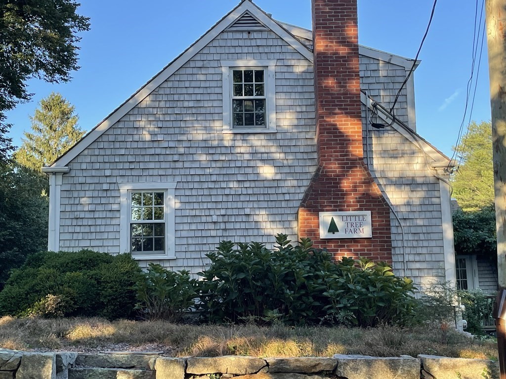 229 Cornell Rd, South Westport