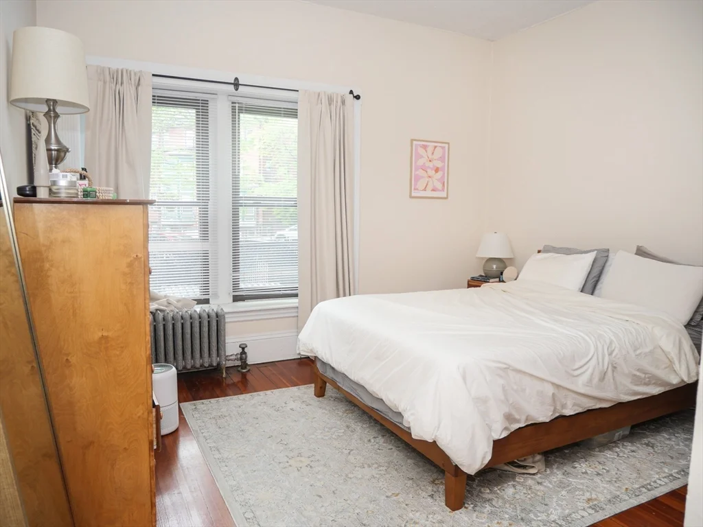 1386 Beacon, Coolidge Corner