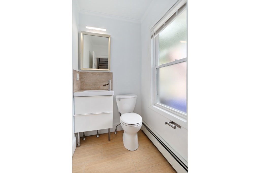 16 Houghton St, Dorchester