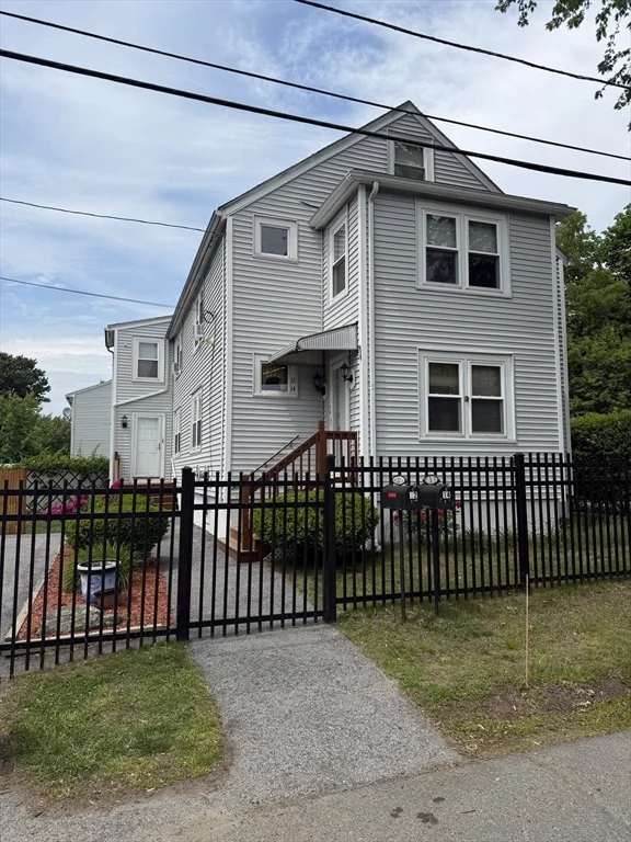 12 Curtis St, Methuen