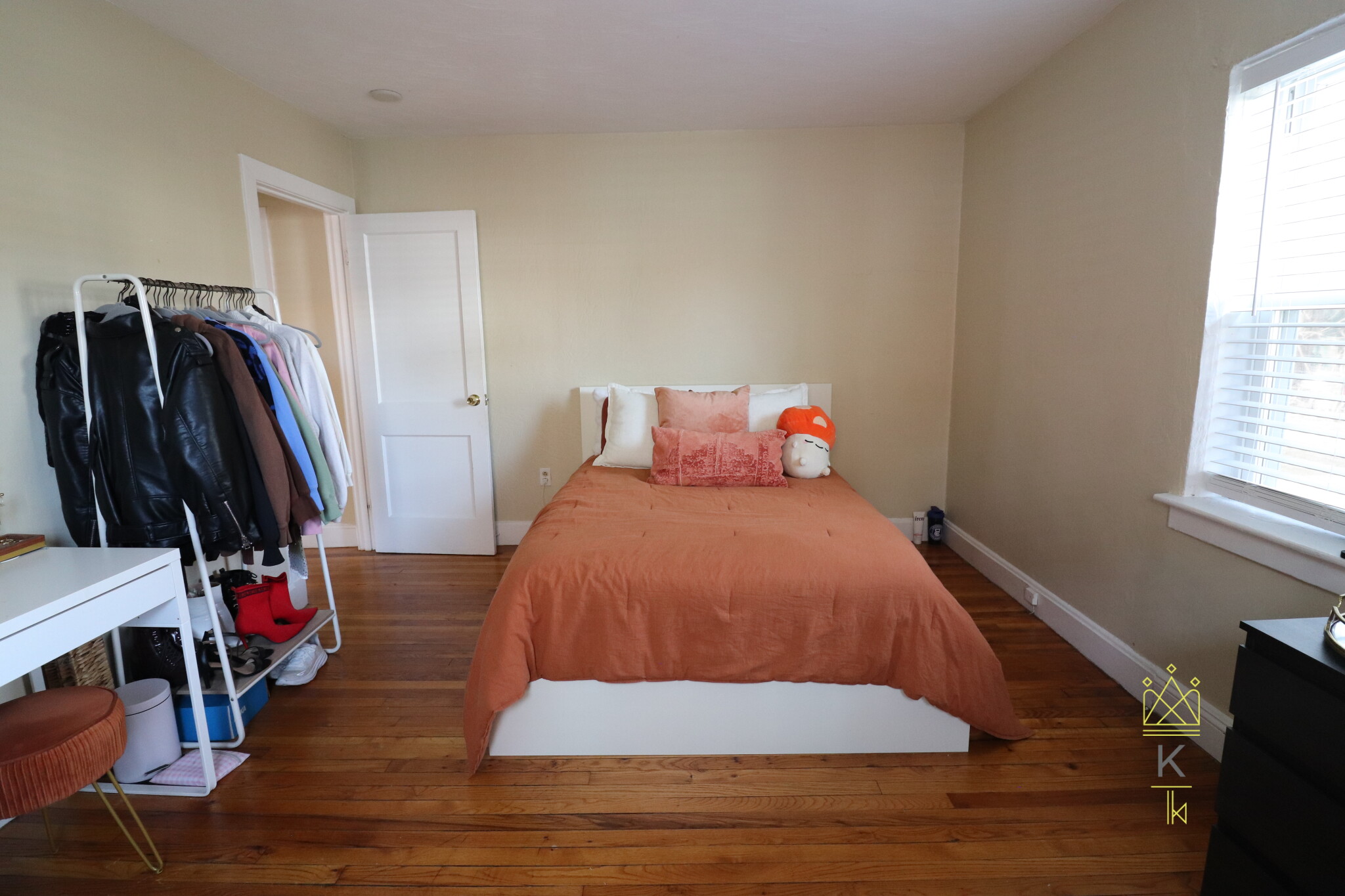 1 bed, 1 bath apartment for rent at 34 Beechcroft St Unit 1, Oak Square — photo 5 of 7