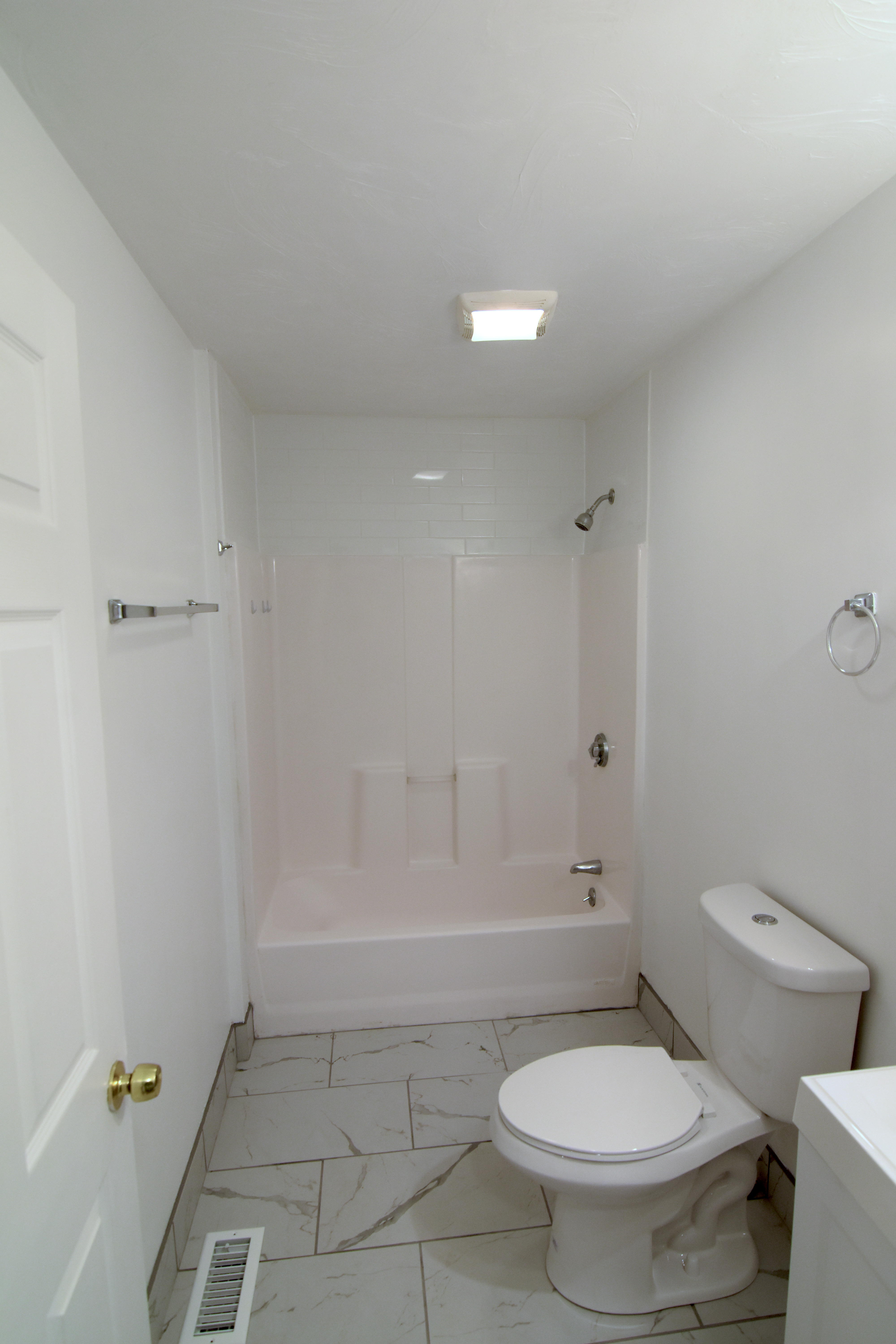 3 bed, 1 bath apartment for rent at 34 Hartford St Unit 1, Dorchester — photo 7 of 11