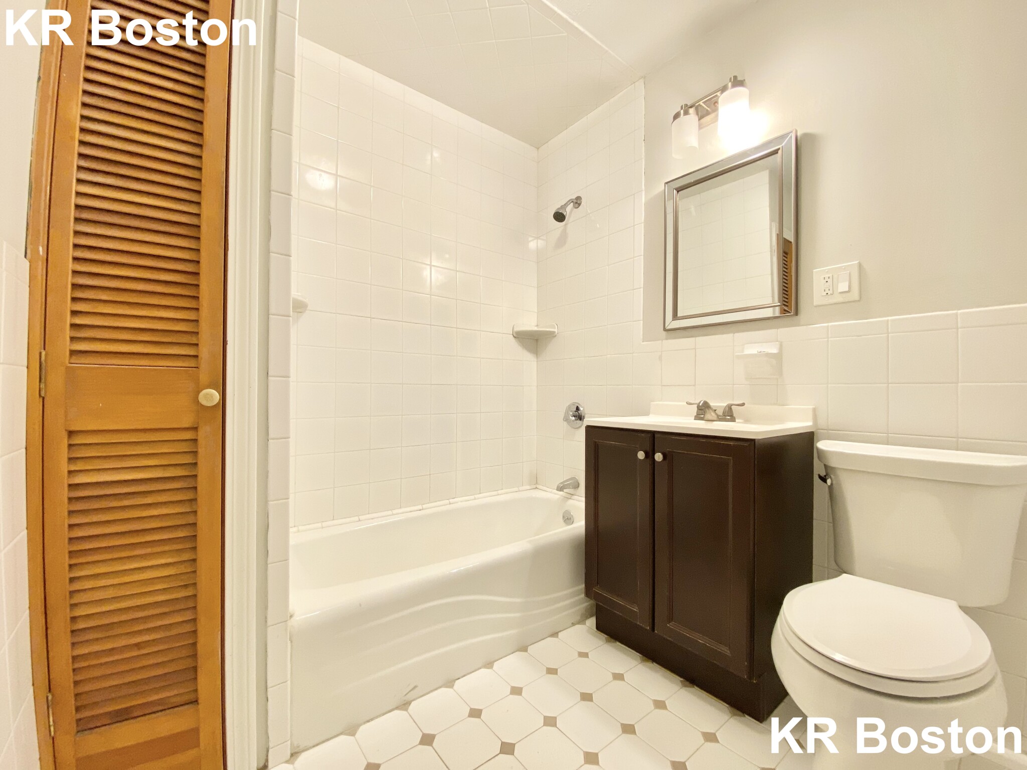 3.5 bed, 1 bath apartment for rent at 34 Orkney Rd Unit 1.., Brighton — photo 8 of 10