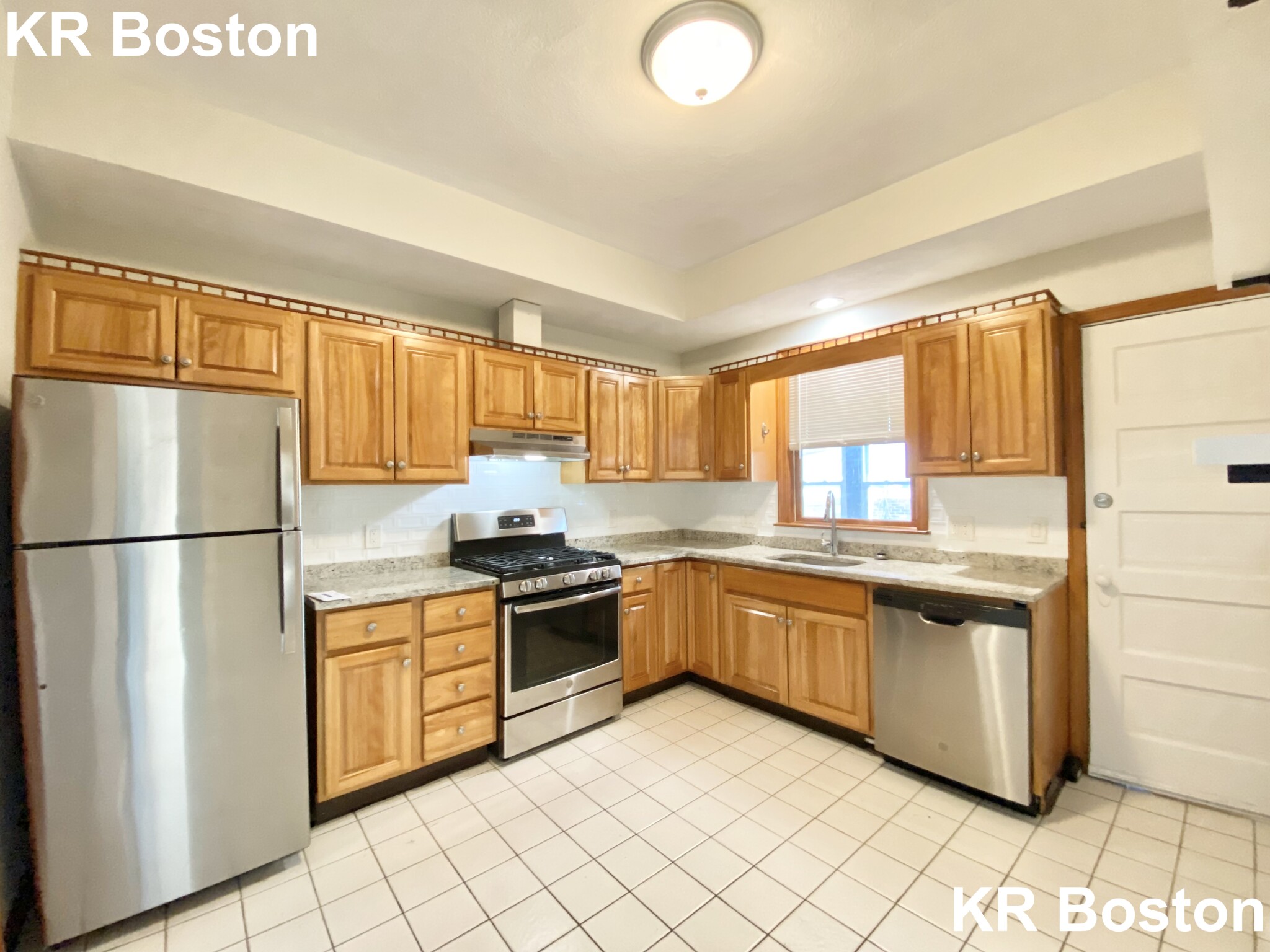 3.5 bed, 1 bath apartment for rent at 34 Orkney Rd Unit 1.., Brighton — photo 10 of 10