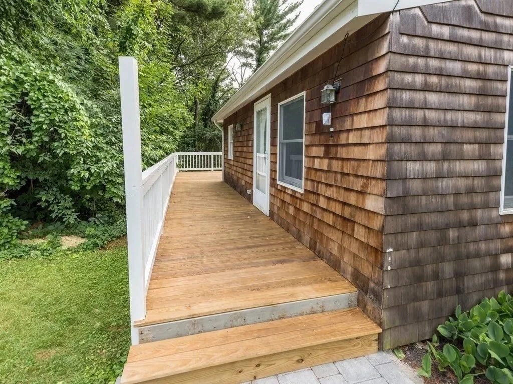 3 Hickory Ln, Auburn