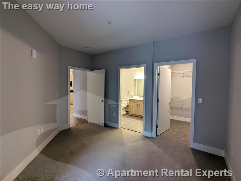 10 Inner Belt Rd, Union Square