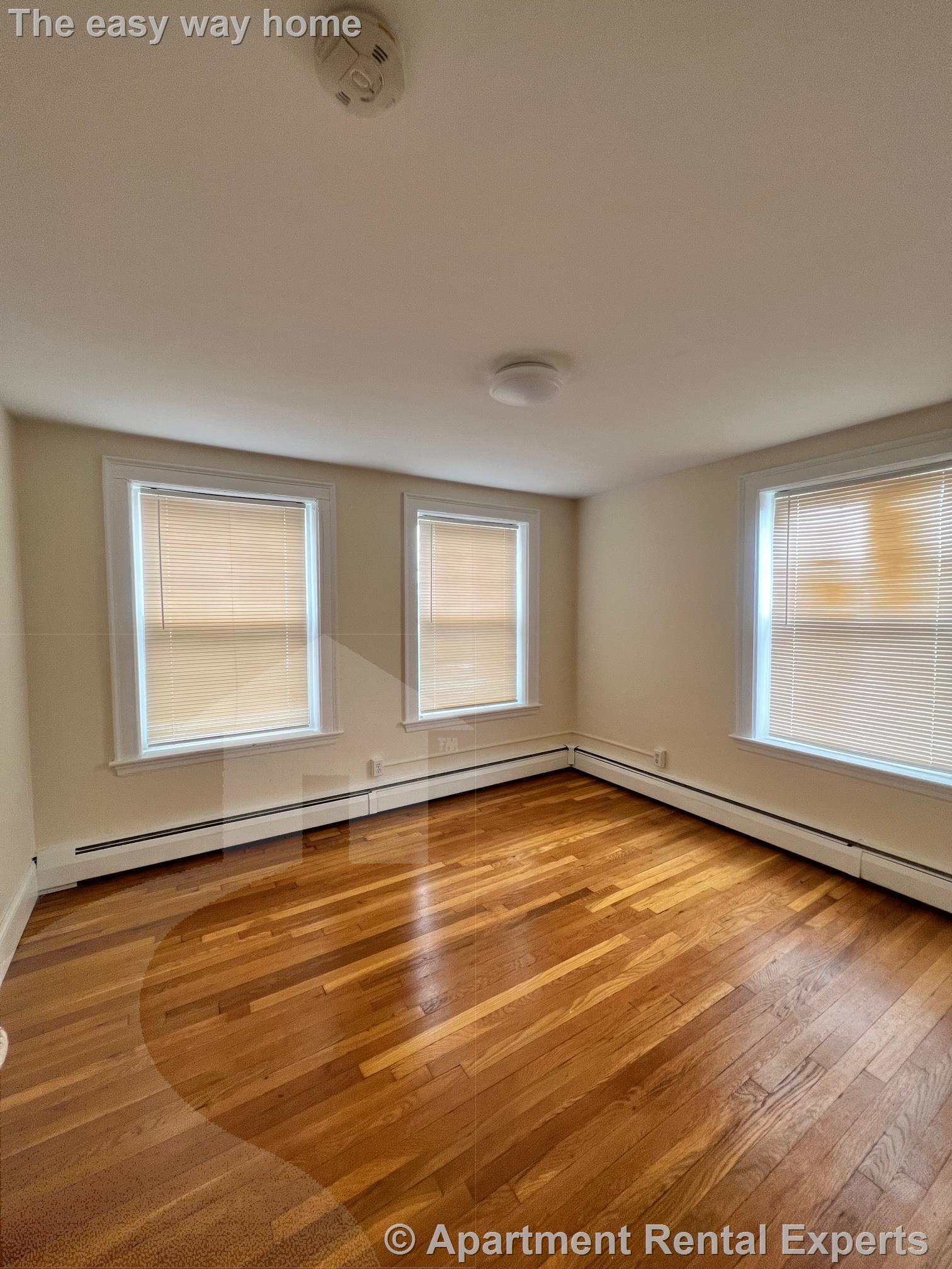 36 College Ave, Davis Square