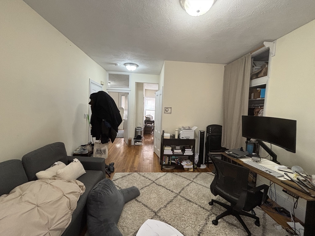 35A Harvard Ave, Brookline Village