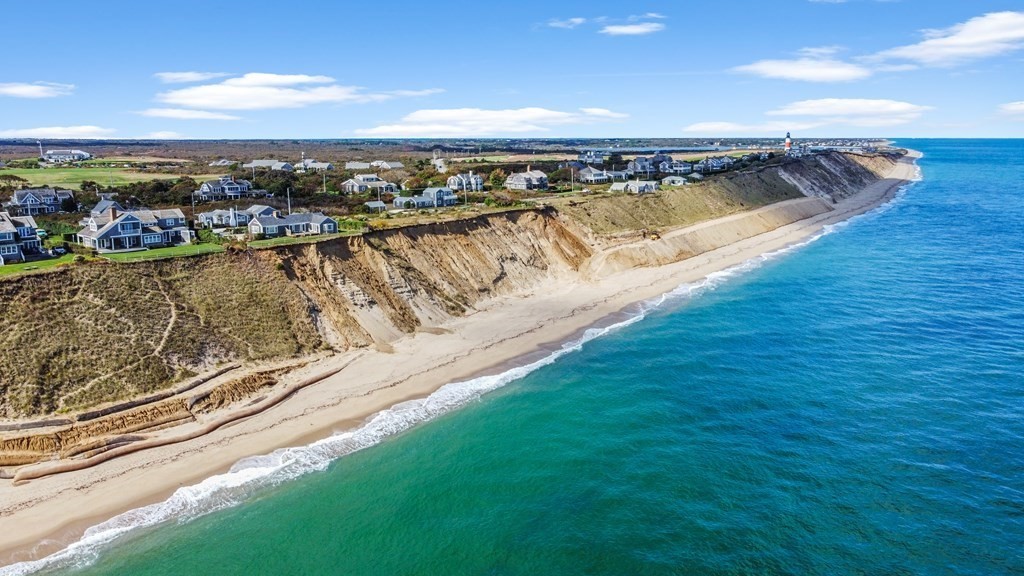 75 Baxter Rd, Nantucket