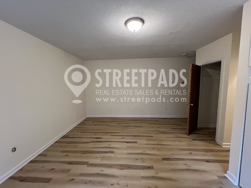 2018 Commonwealth Ave, Brighton