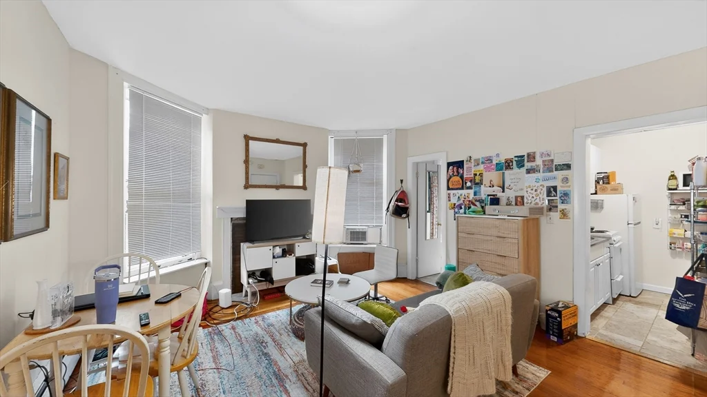 1063 Beacon St, Coolidge Corner