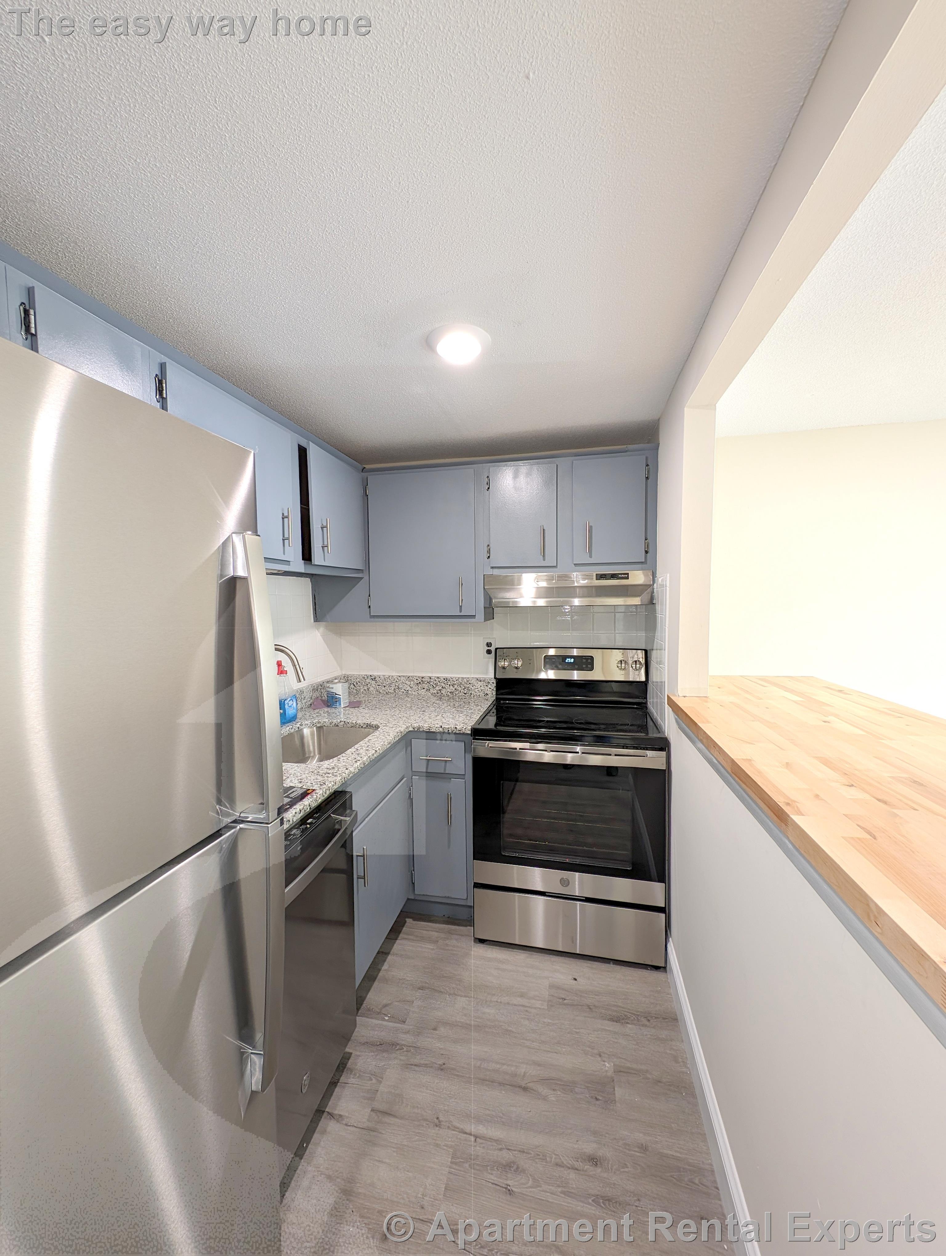 102 Alpine St, Magoun Square