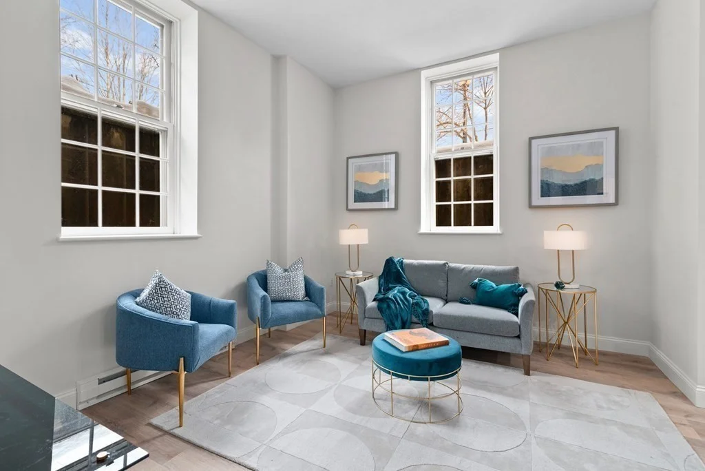 65 Glen Rd, Brookline Village