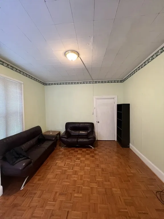 92 Columbia St, The Port