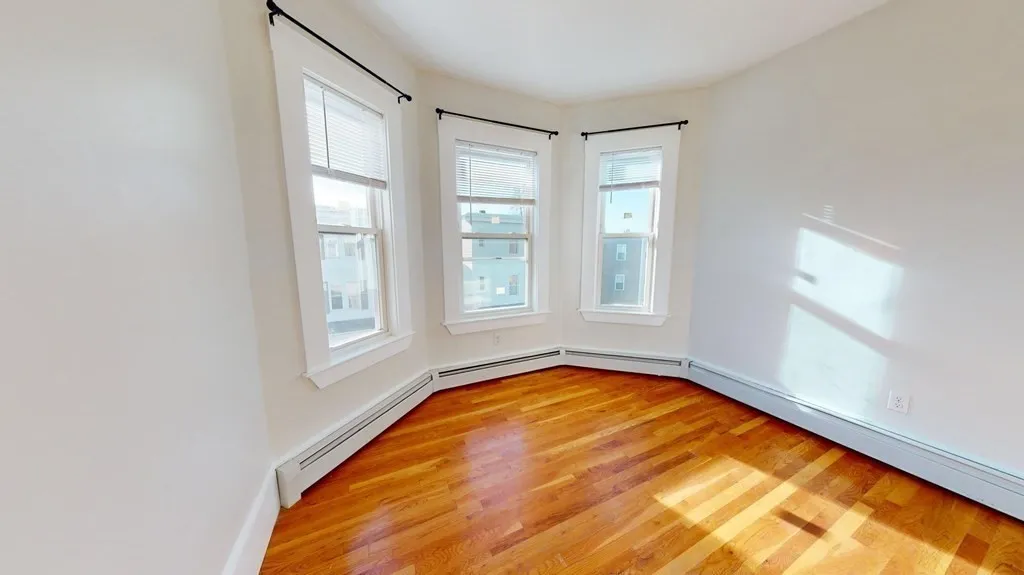 11 Elder St, Boston