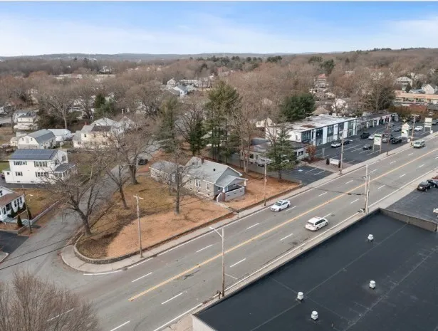 735 Washington St, Attleboro