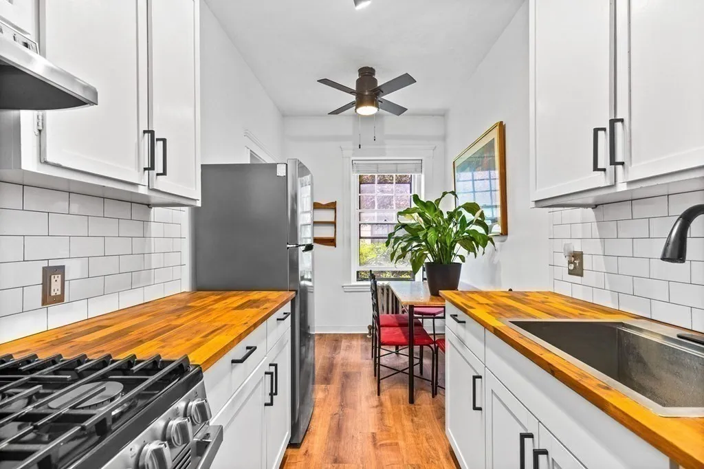 1945 Commonwealth Ave, Brighton