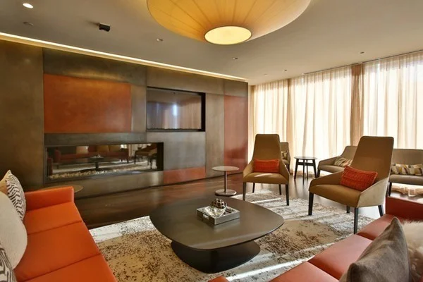 32 Traveler St, South End