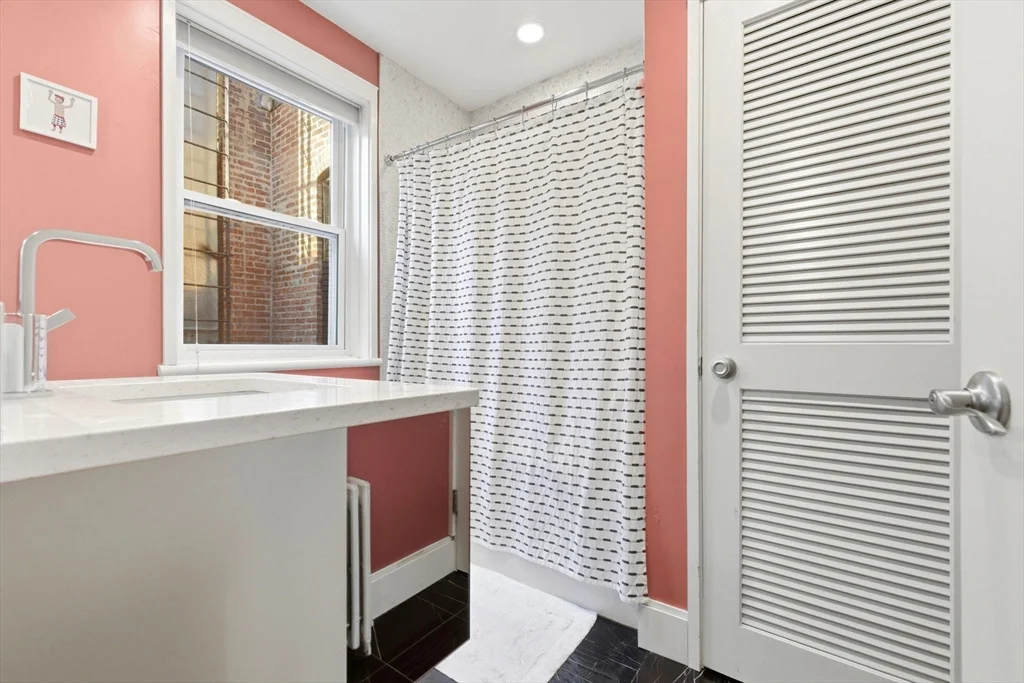 411 Marlborough St, Back Bay