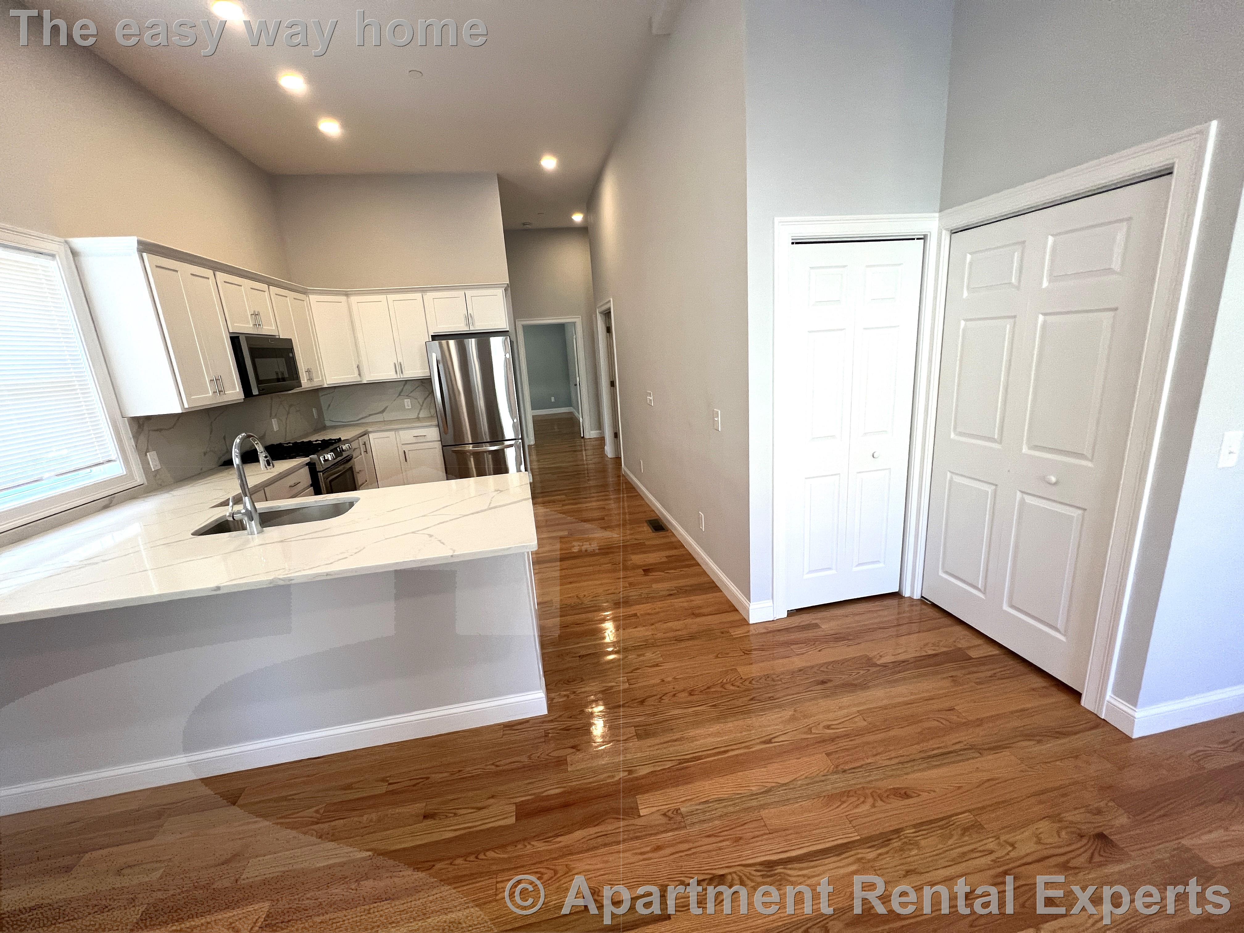 126 Cross St, East Somerville