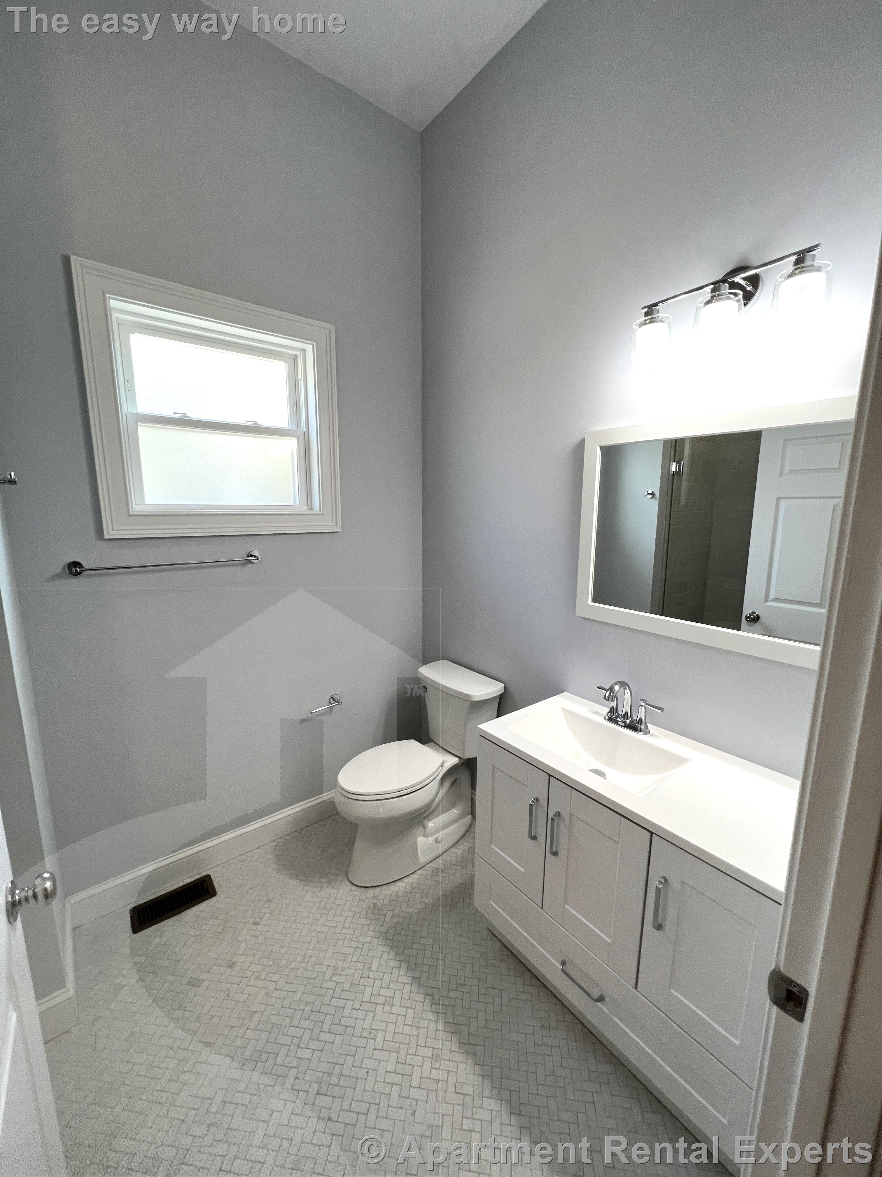 126 Cross St, East Somerville