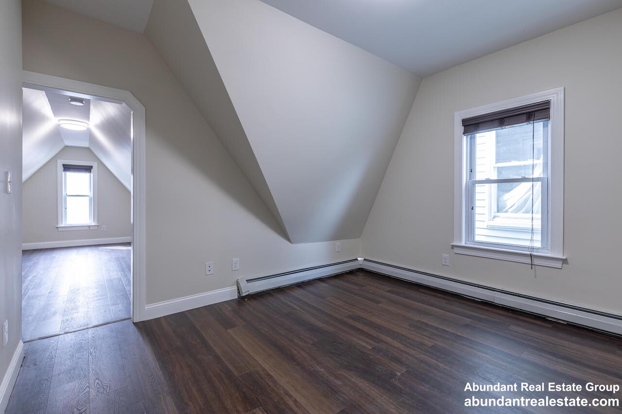 376 Medford St, Winter Hill