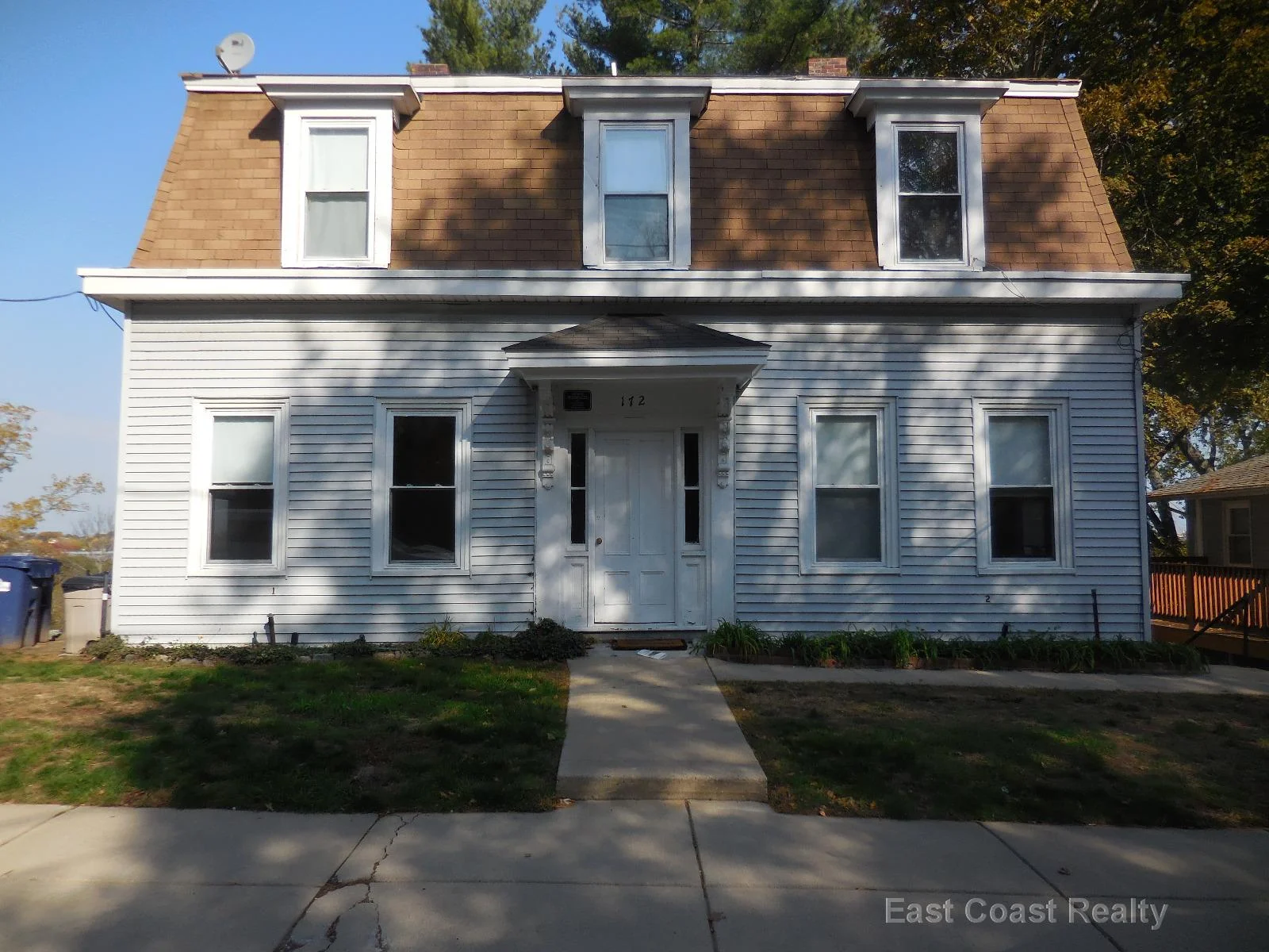 172 Bigelow St, Oak Square