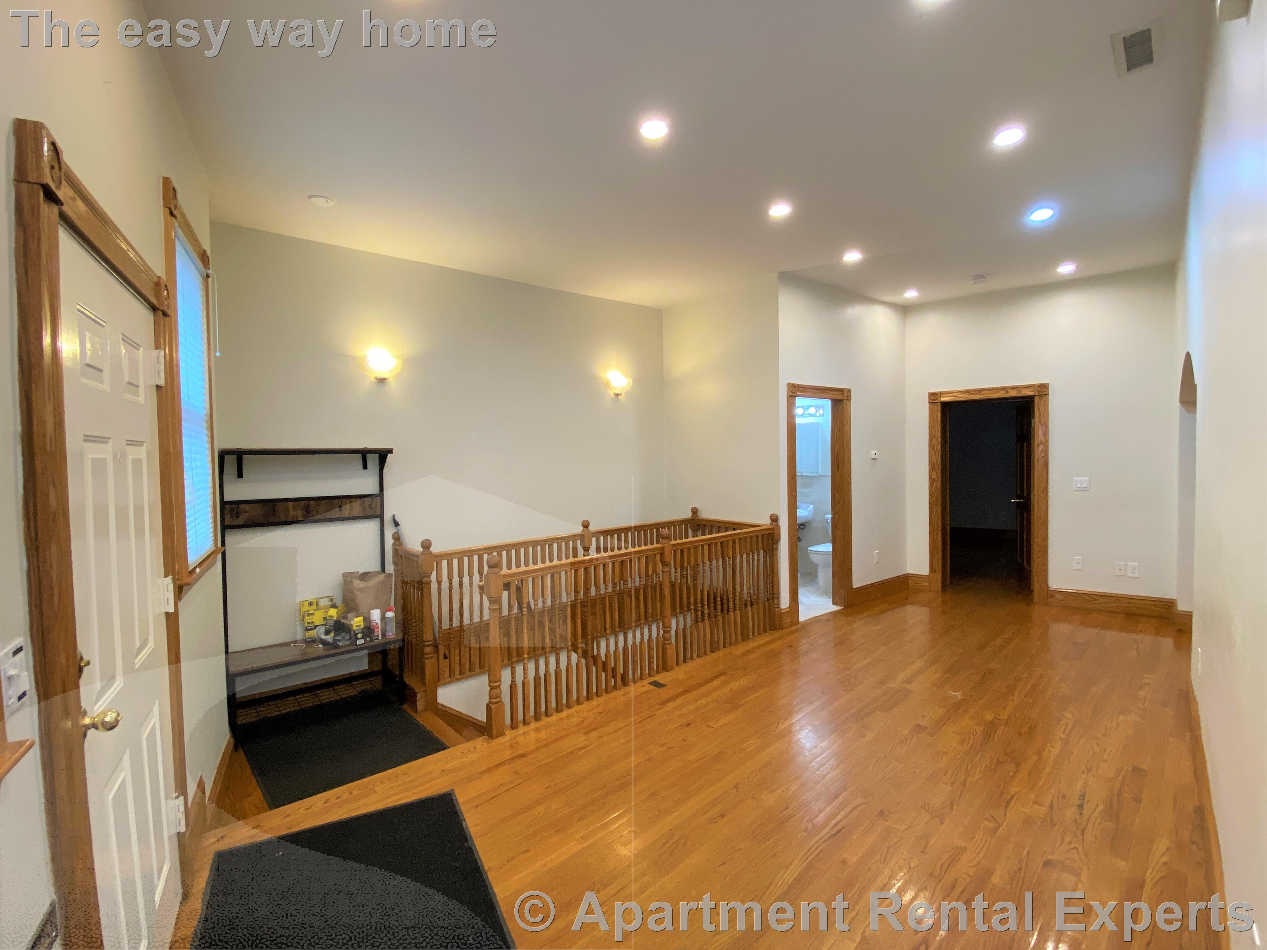 61 River St, Central Square