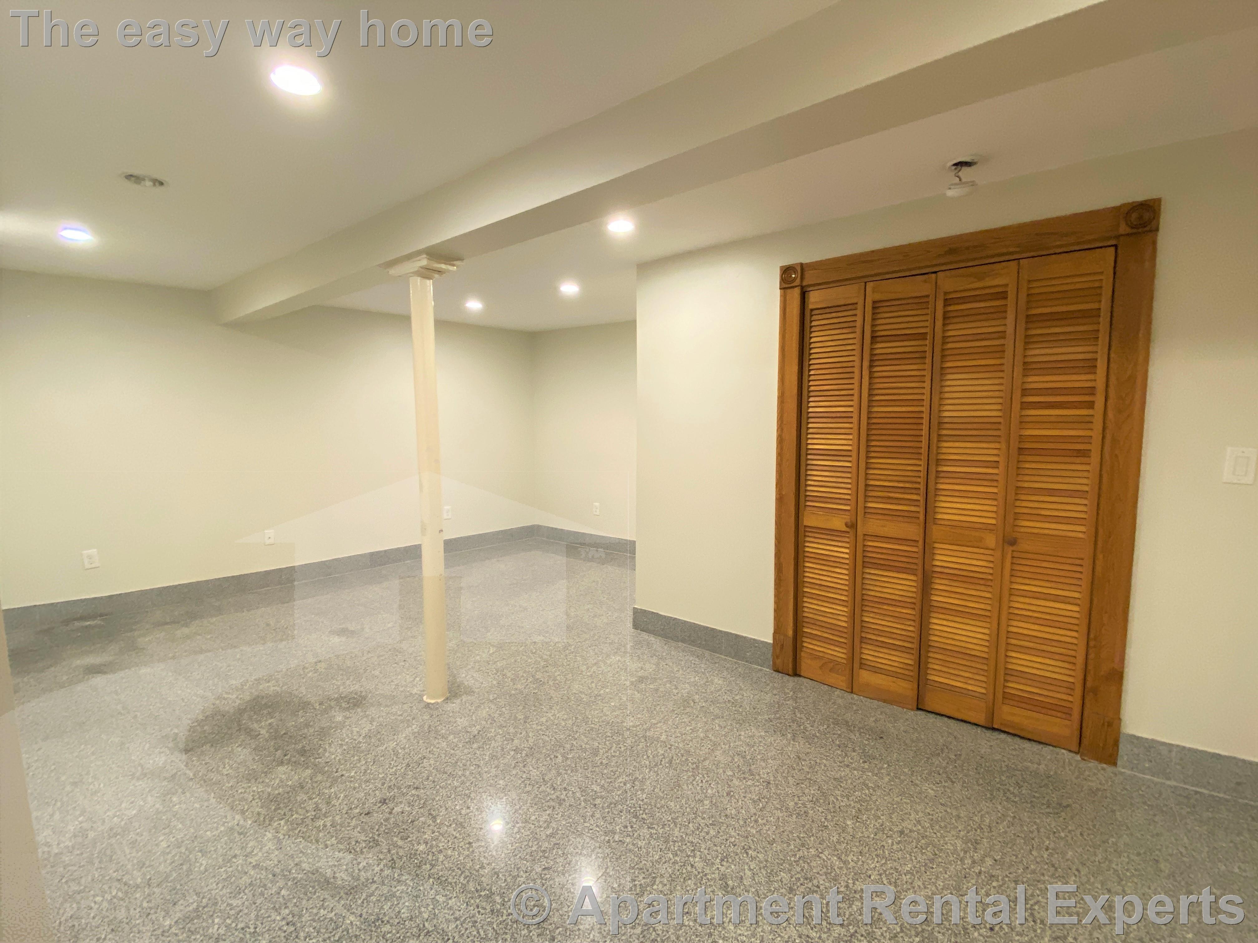 61 River St, Central Square