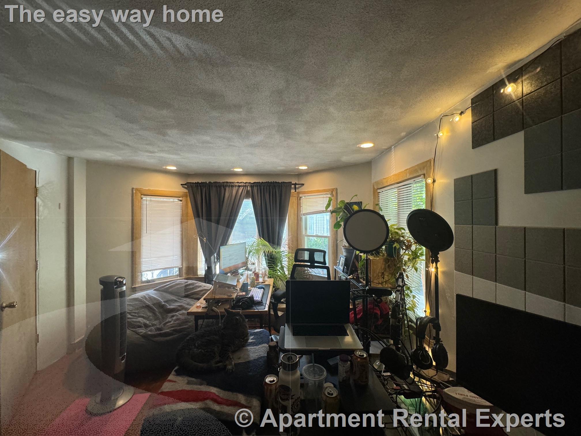 87 Chandler St, Davis Square