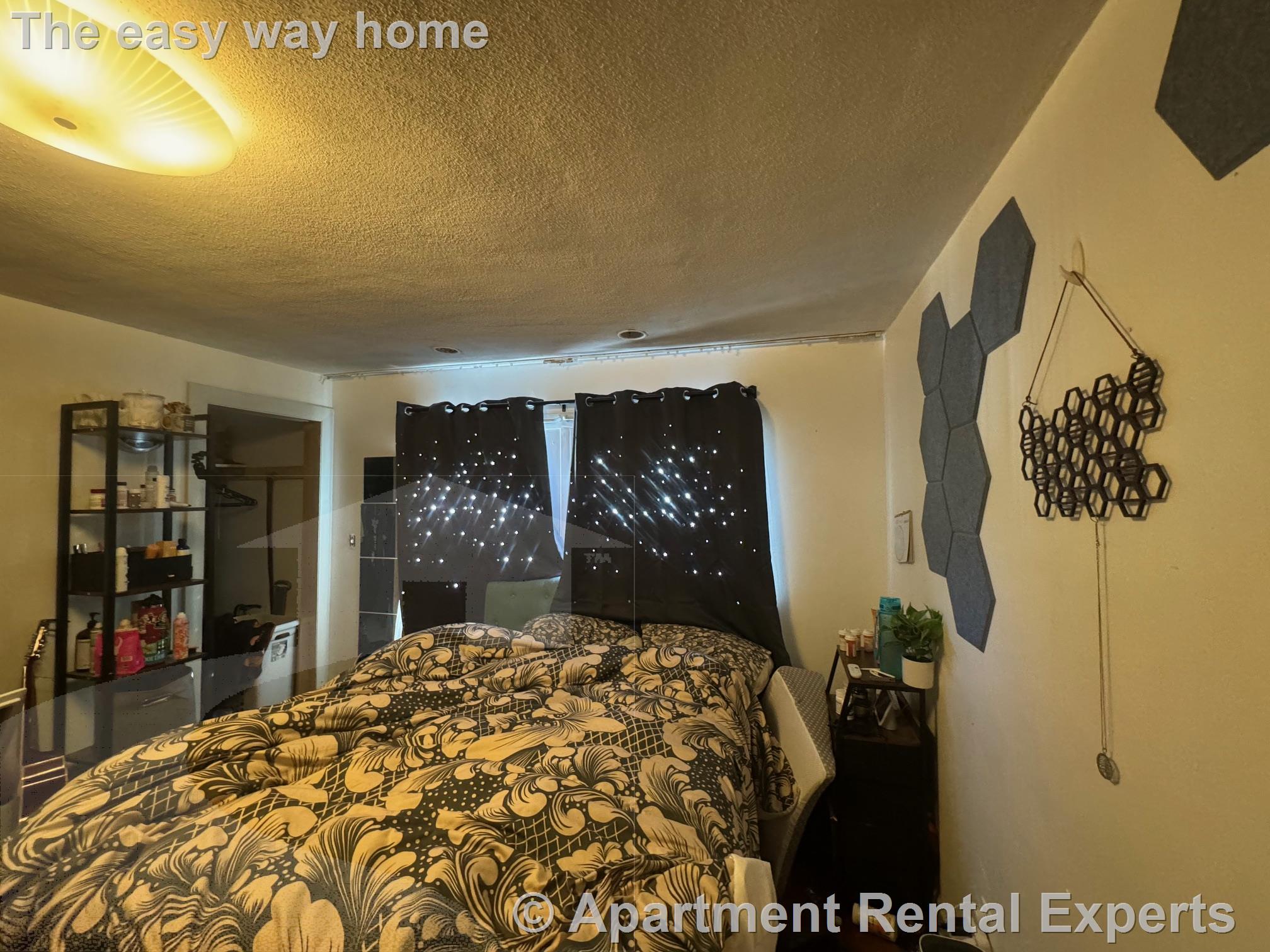 87 Chandler St, Davis Square