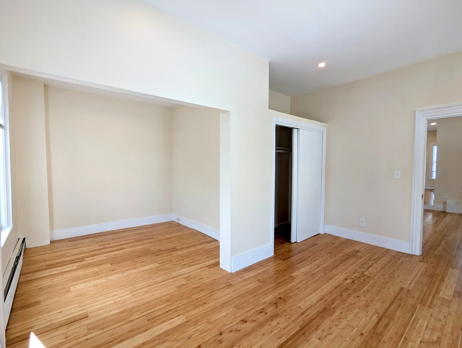 19 Cameron Ave, Teele Square