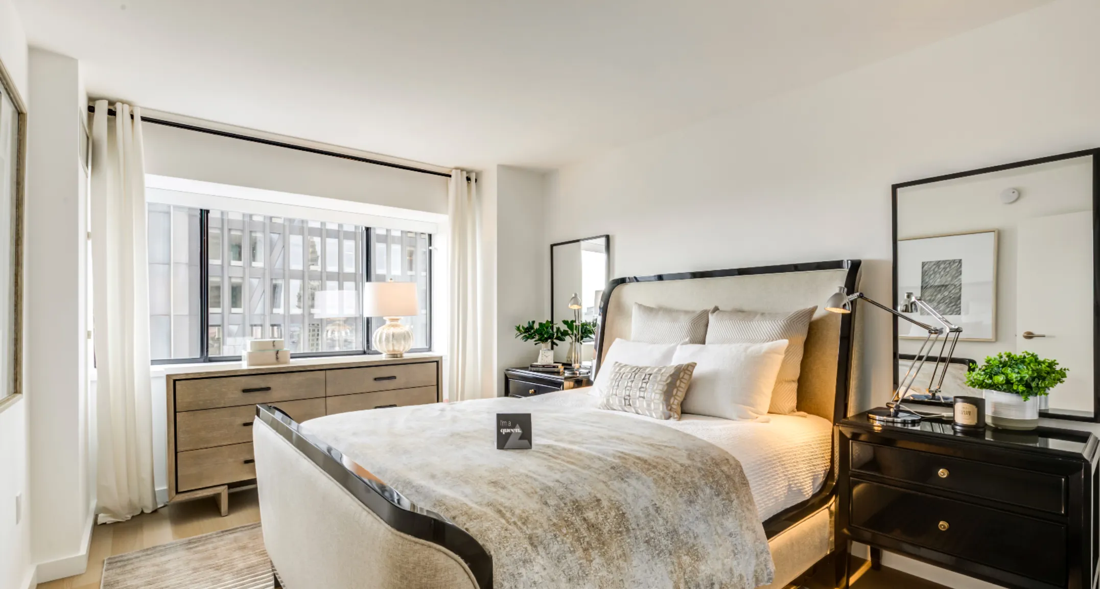 125 Devonshire Pl, Downtown