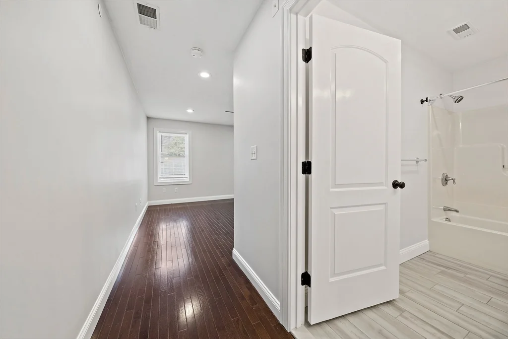 479 Sherman St, Canton