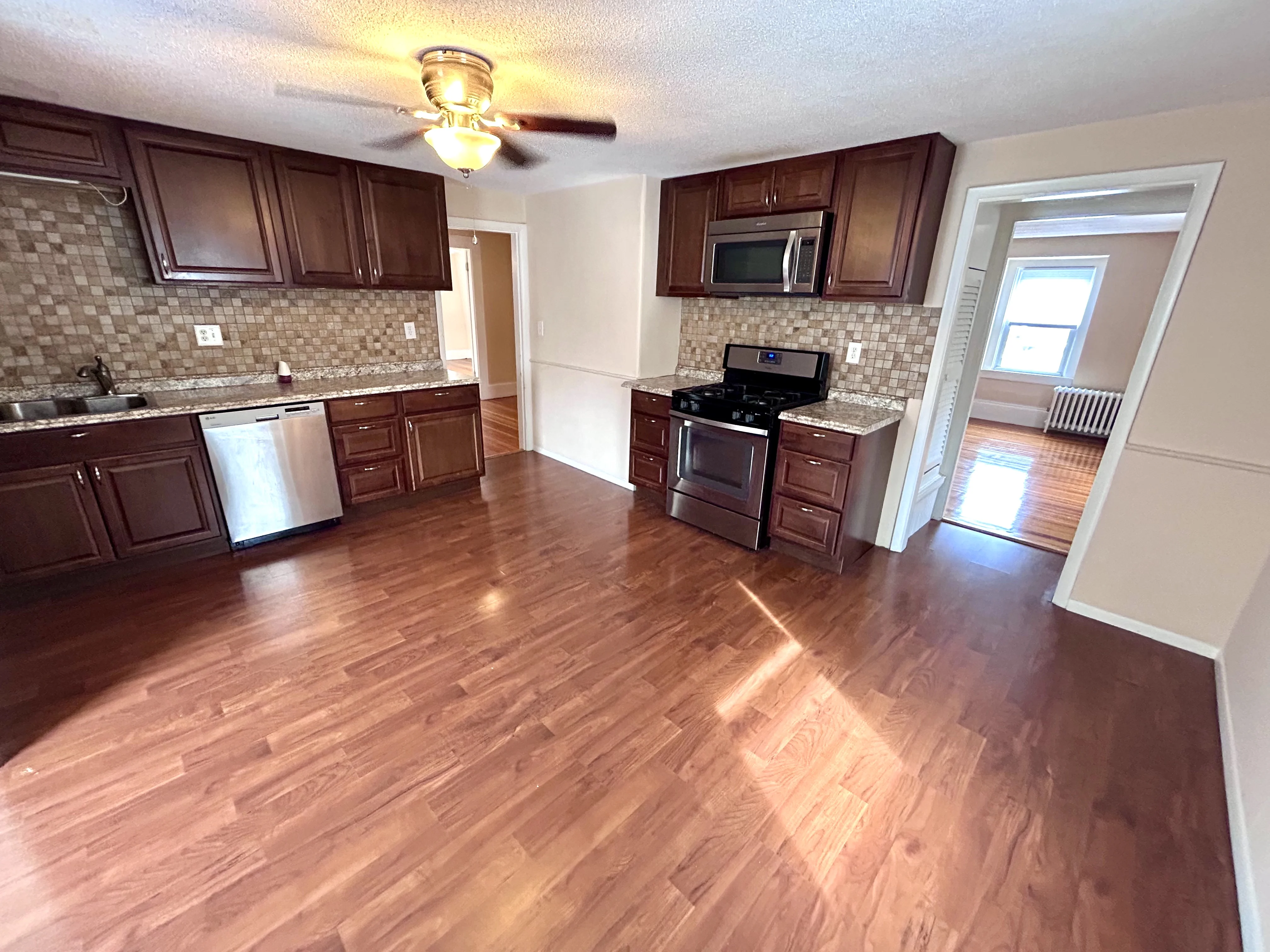 41 Mount Vernon St, East Somerville