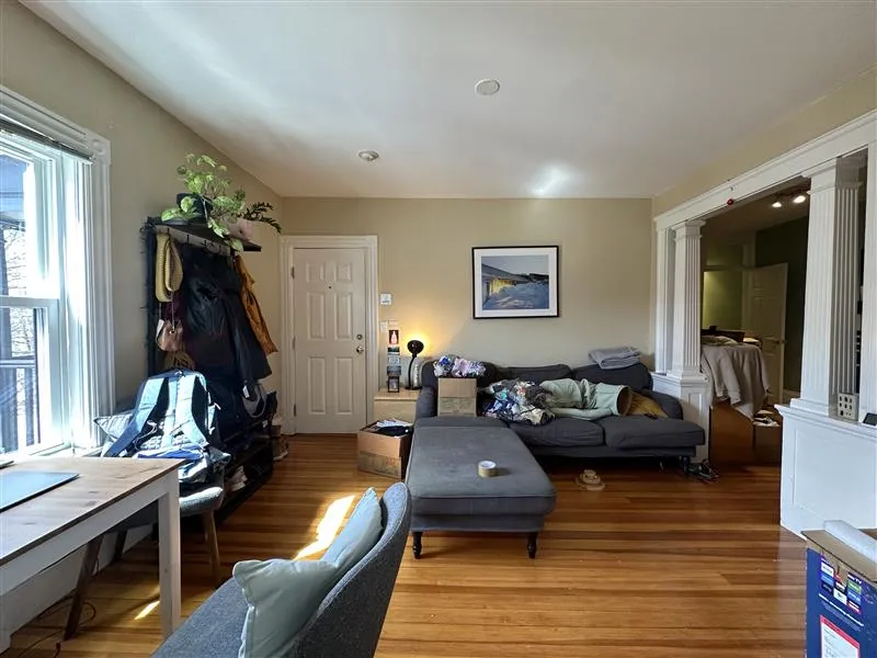 111 Woodstock St, West Somerville