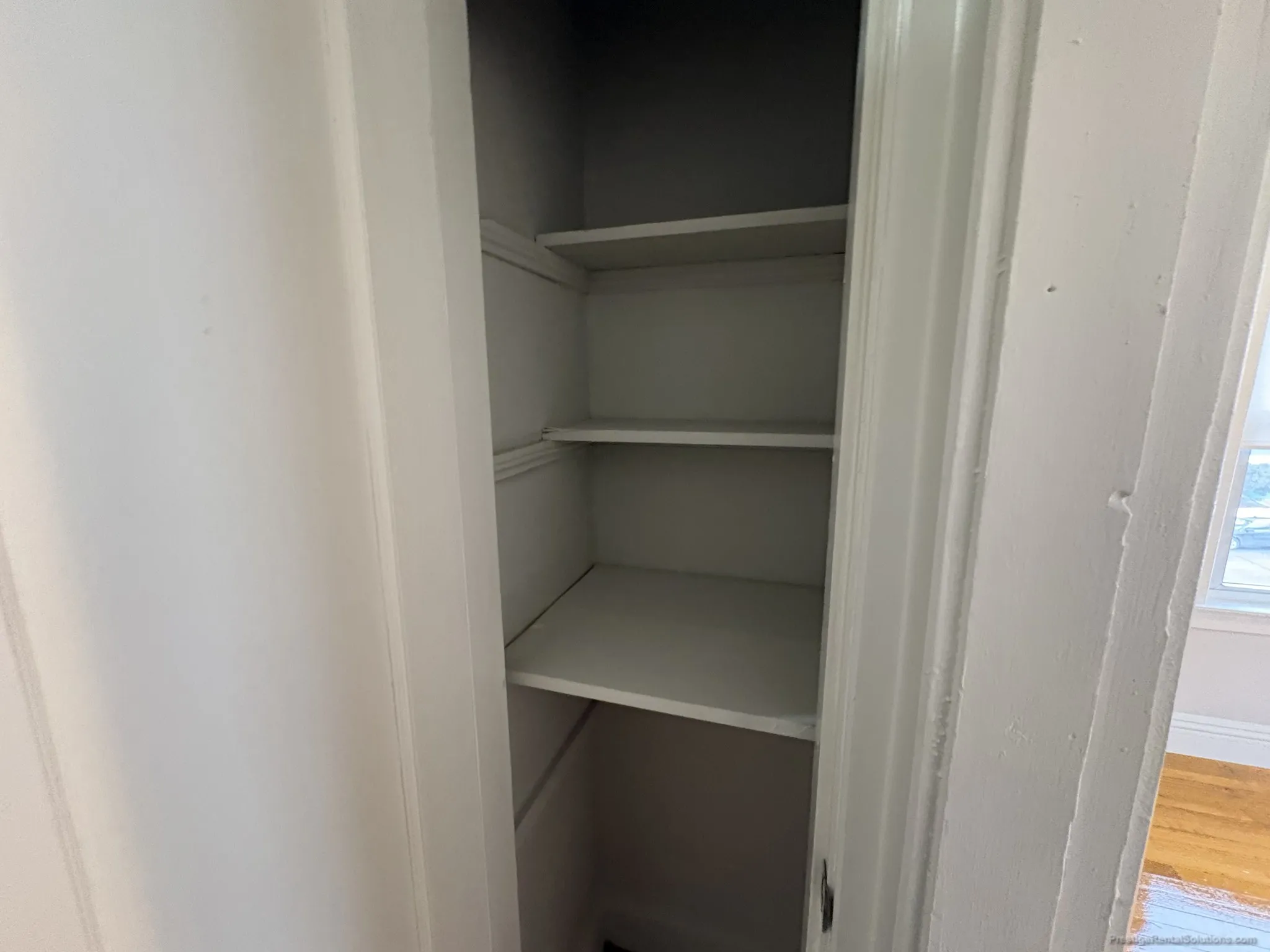 33 Lourdes Ave, Jamaica Plain