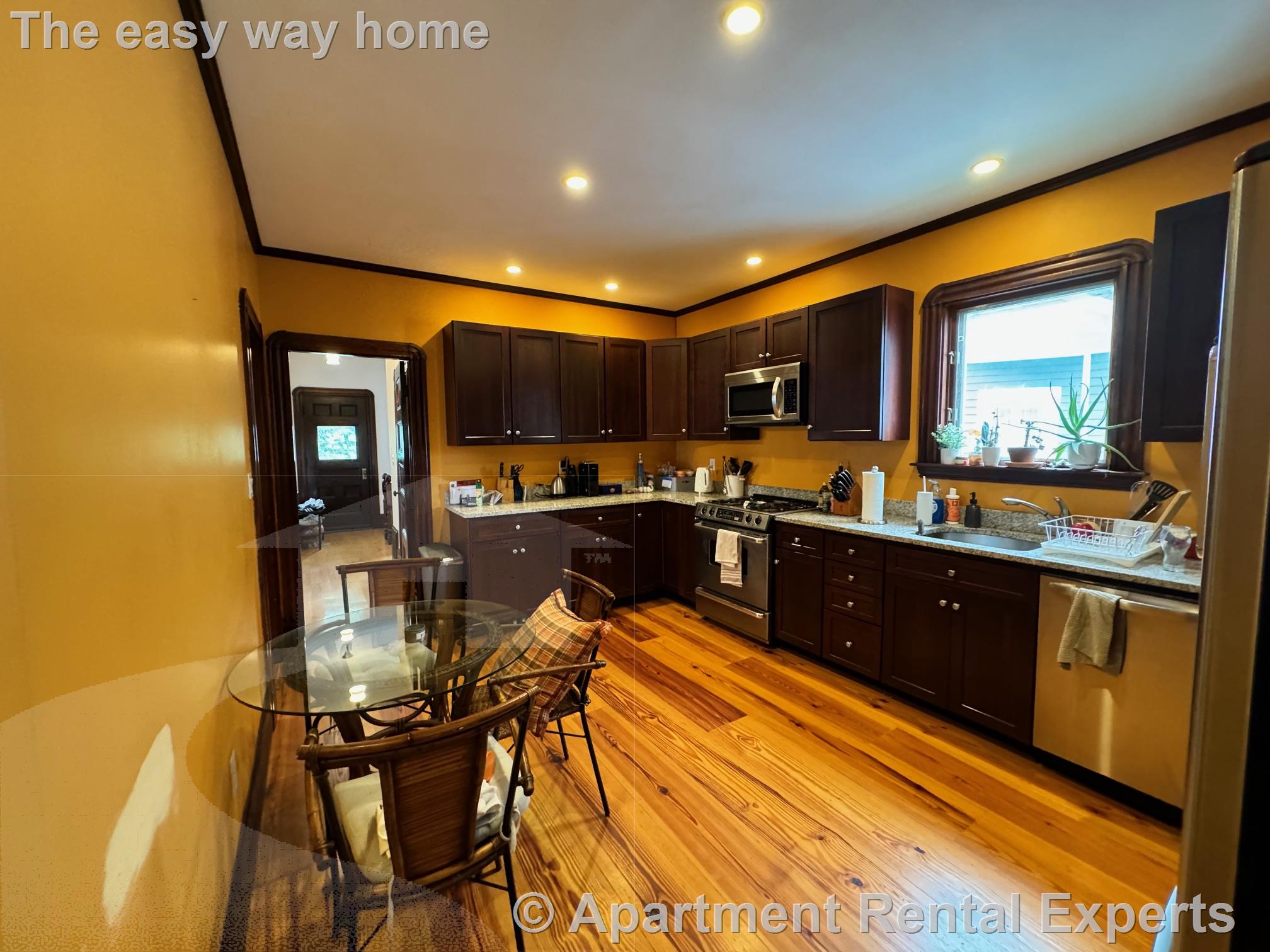 29 Fairmount Ave, Teele Square