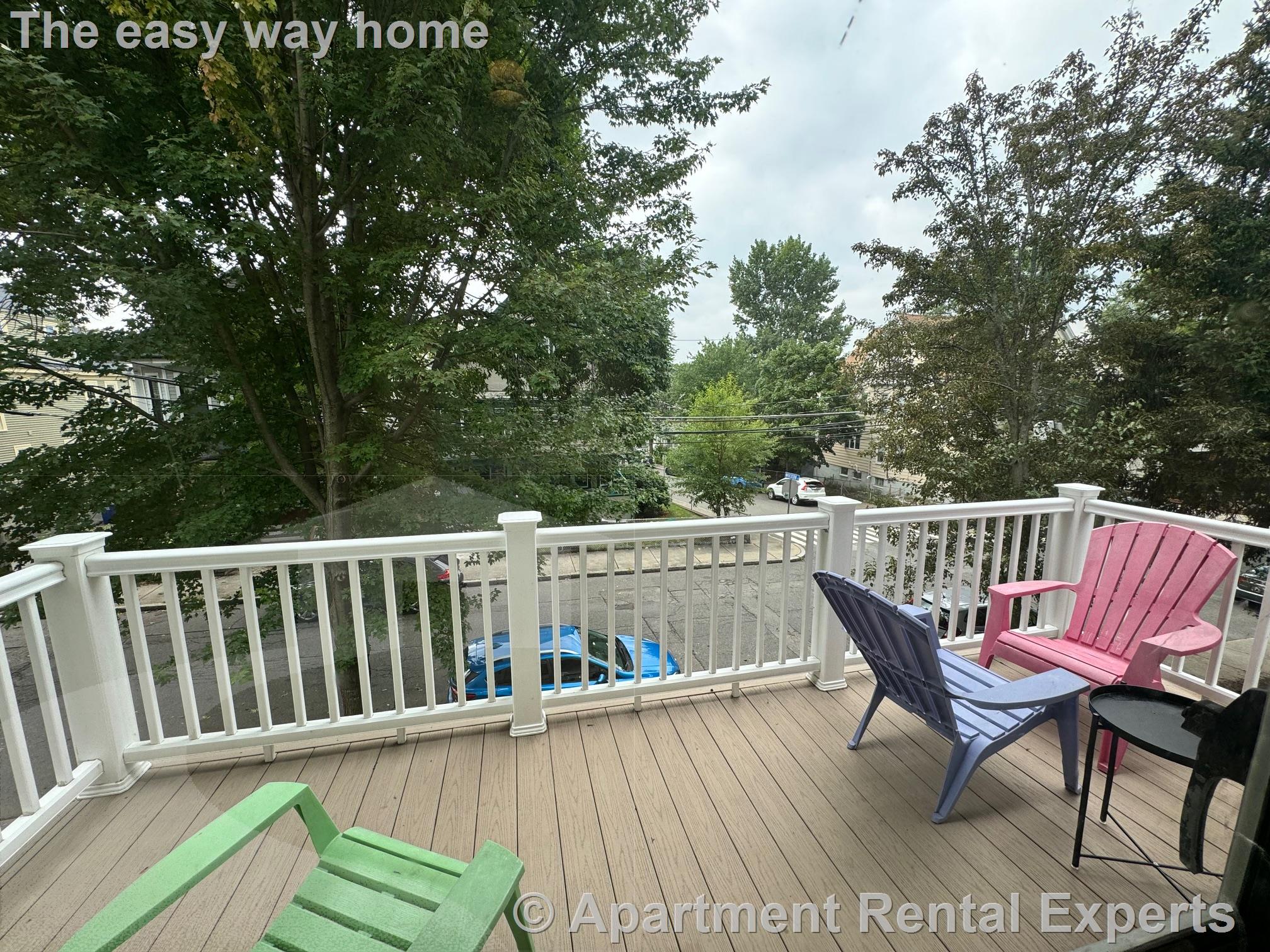 29 Fairmount Ave, Teele Square