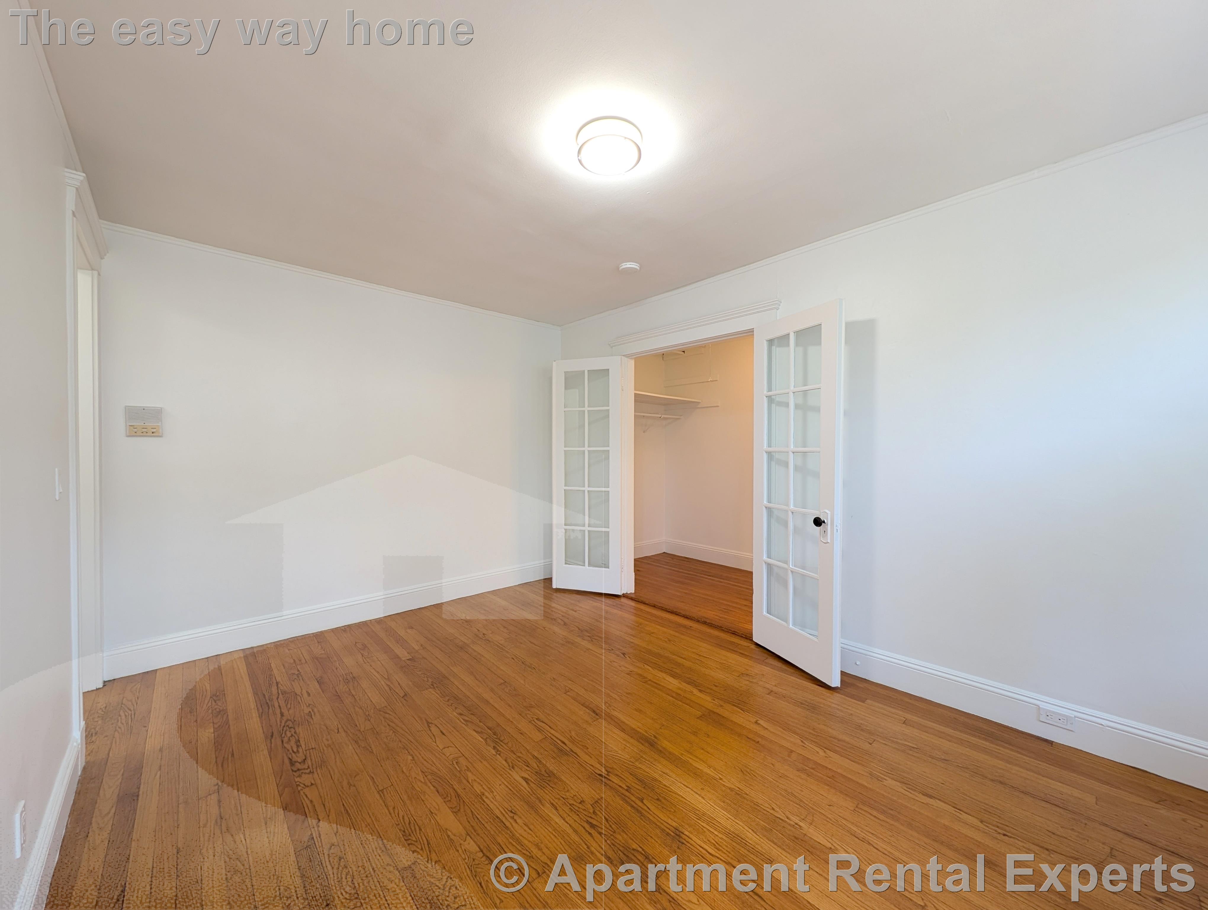 172 Maple St, Malden Center