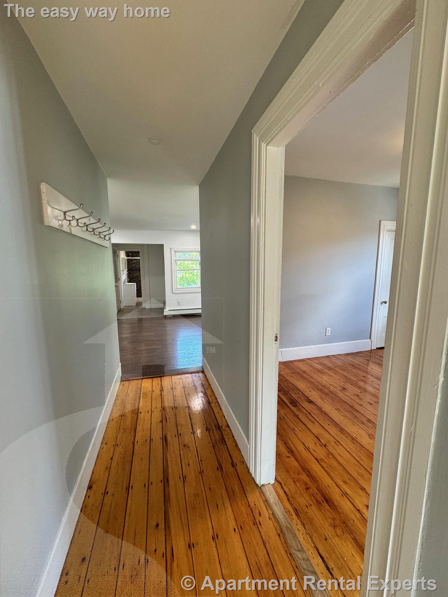 223 Broadway, The Port