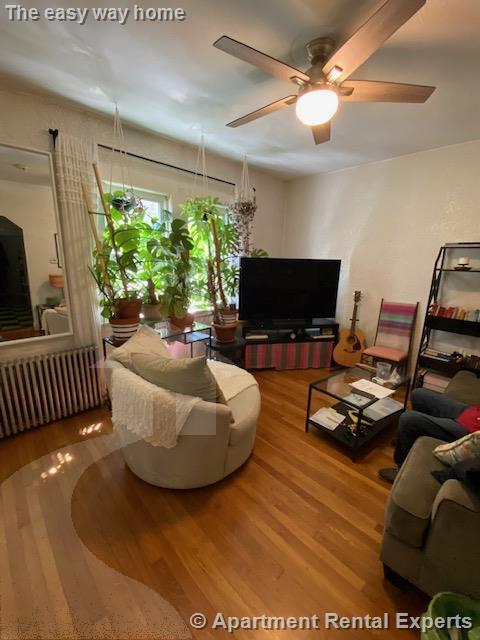 130 Willow Ave, Davis Square