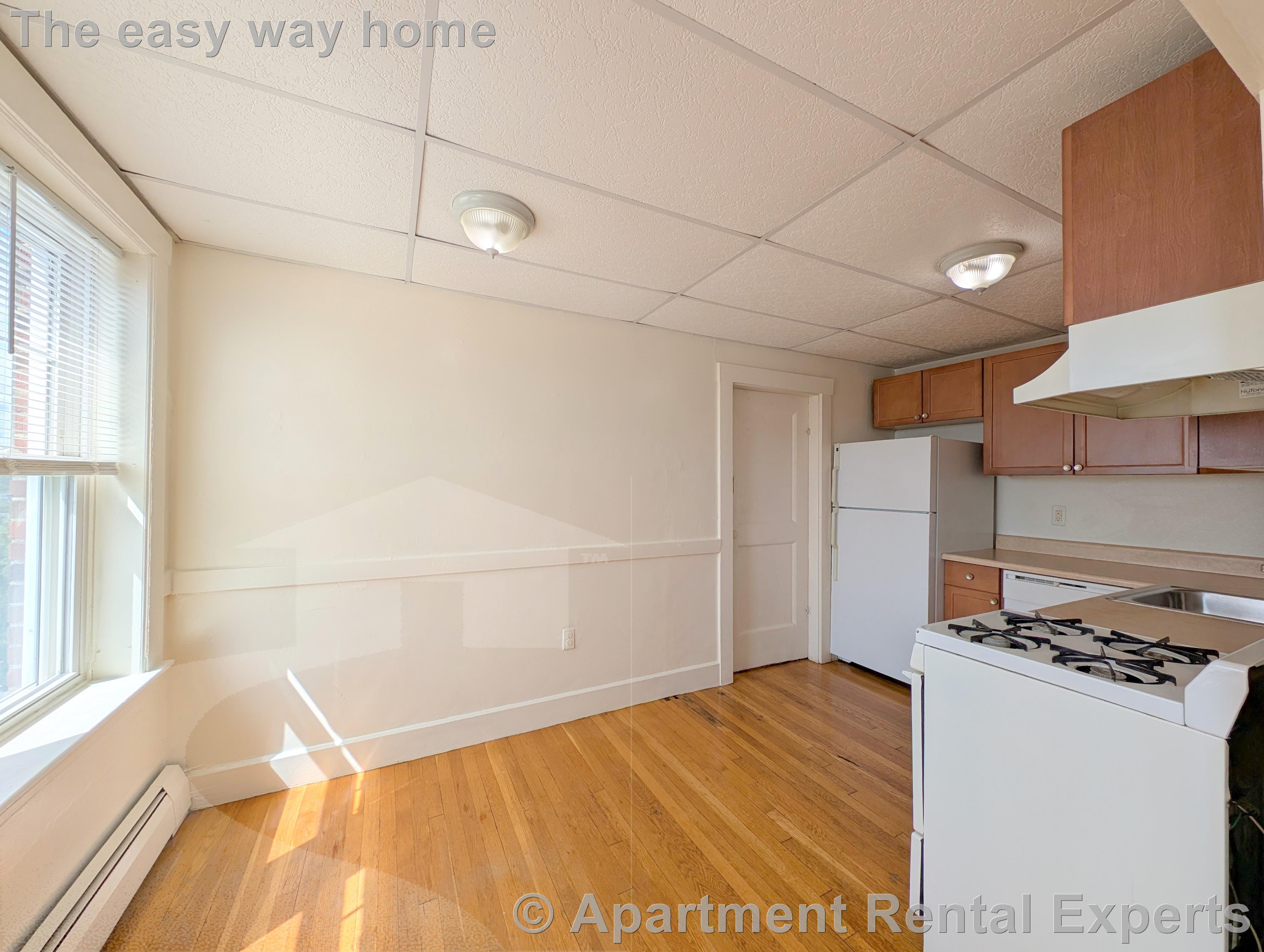 36 College Ave, Davis Square