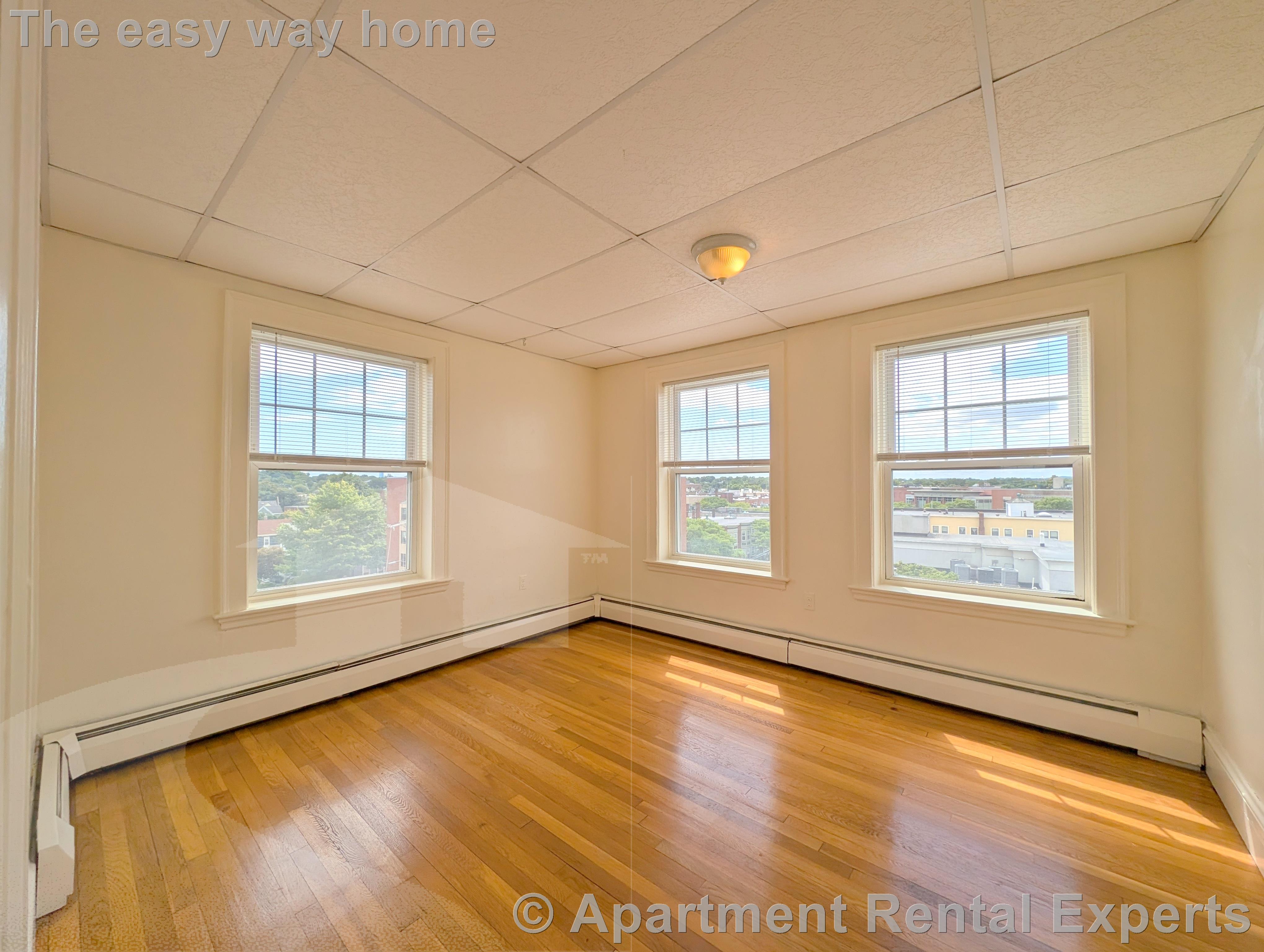 36 College Ave, Davis Square