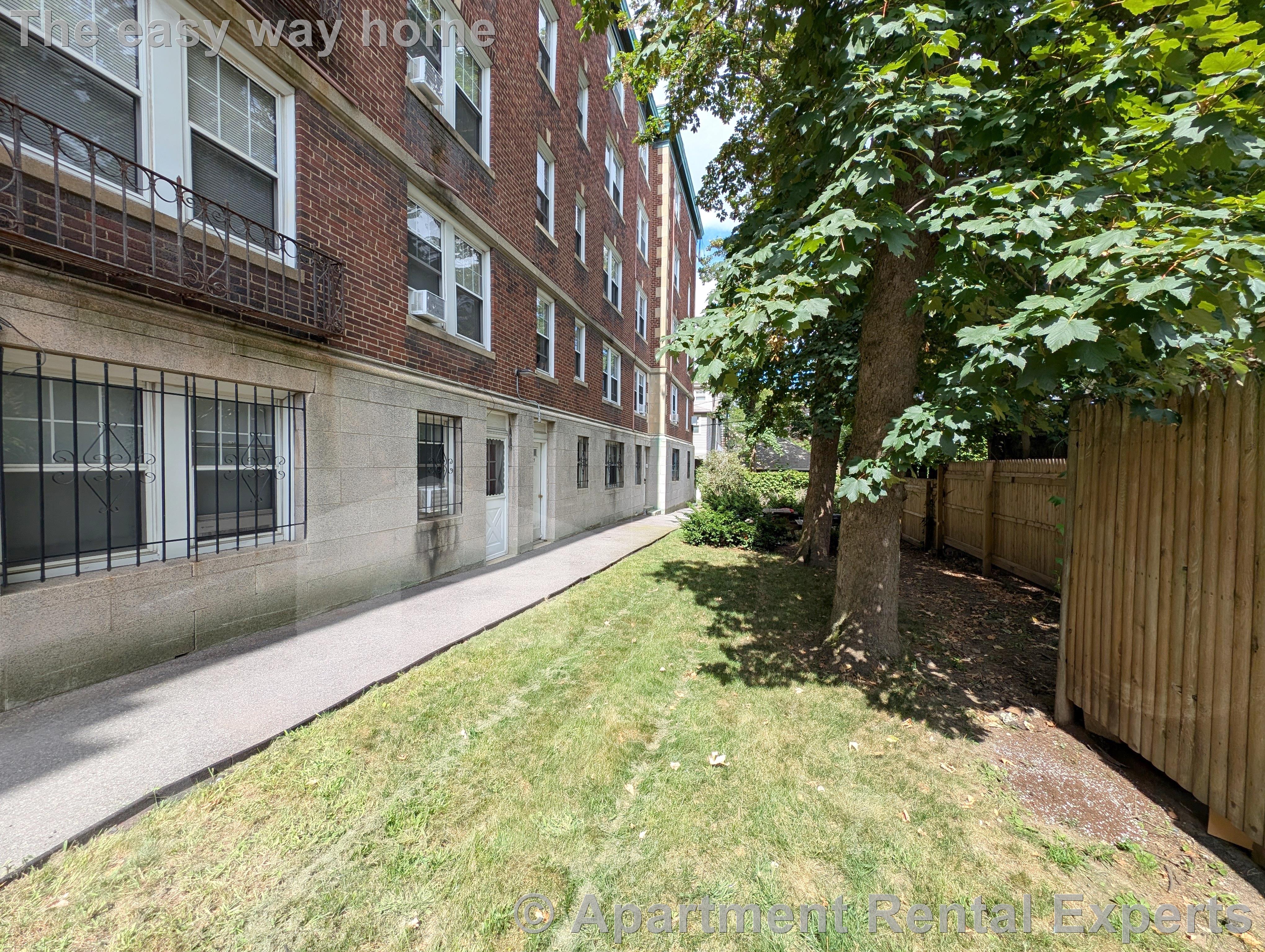 155 Summer St, Spring Hill