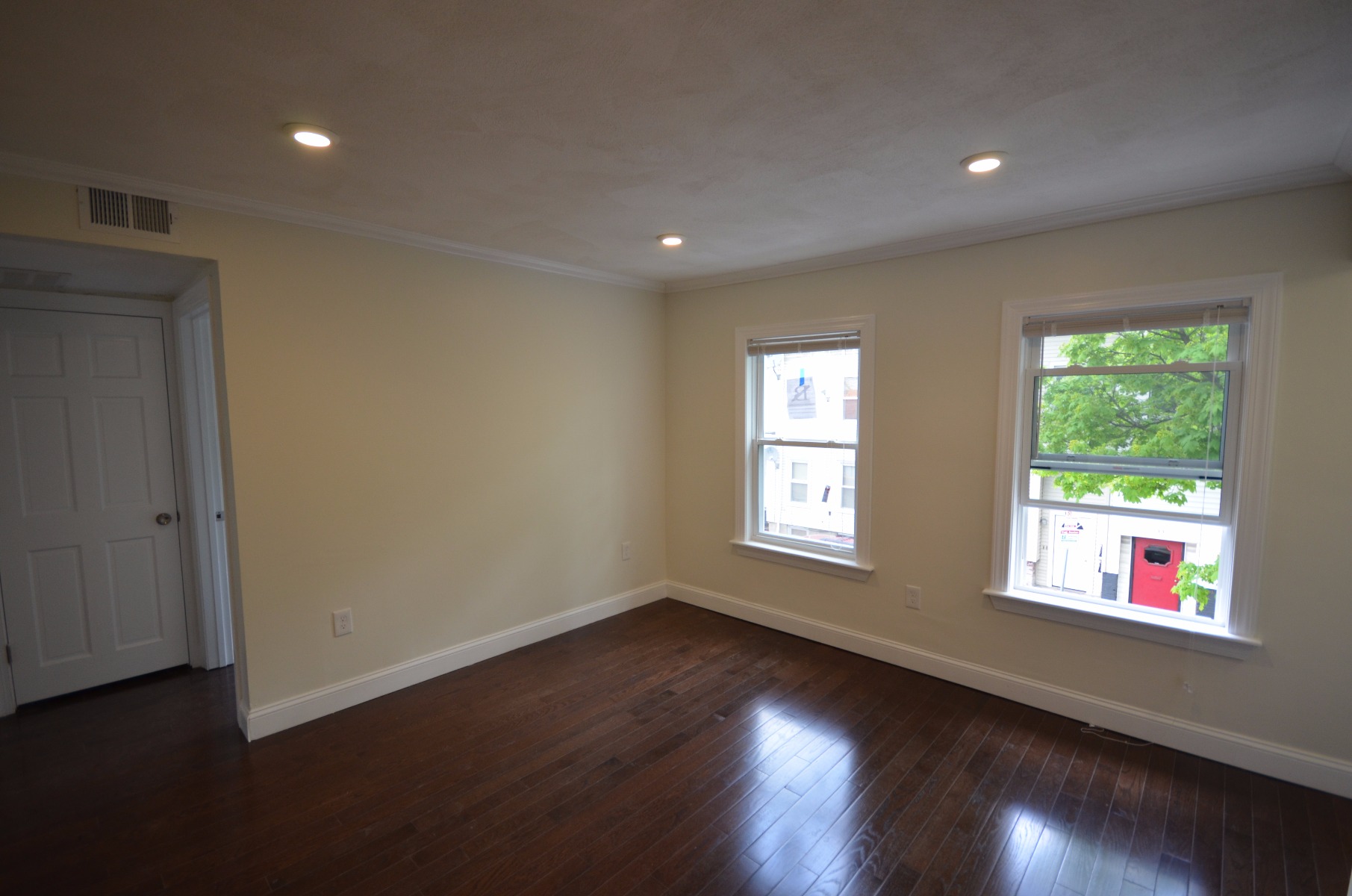 130 Brooks St, East Boston